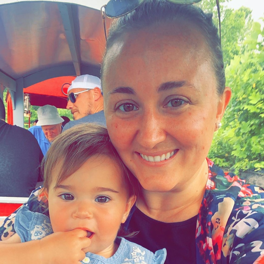 Meet your Posher, Alisson